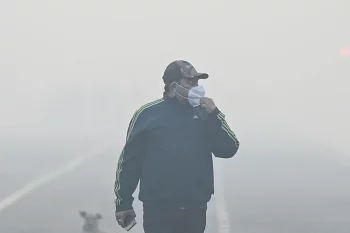 Bu şəhər zəhərli dumanla örtüldü - İnsanların ömrü 7 il azalır - FOTOLAR