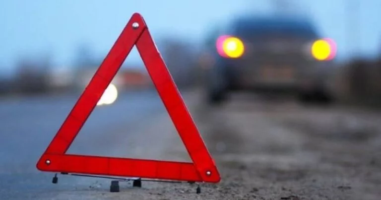 Müəllimləri daşıyan avtobus aşdı - Çox sayda yaralı var